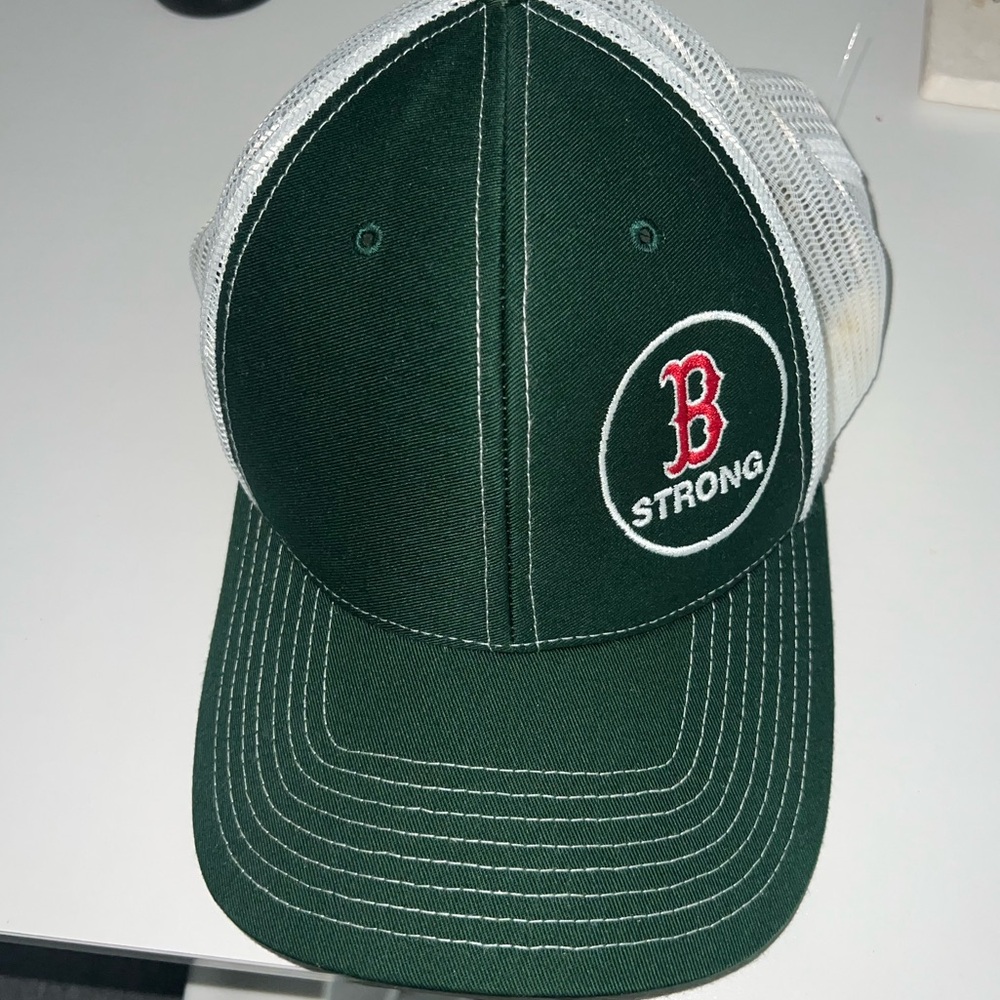 B Strong Hat